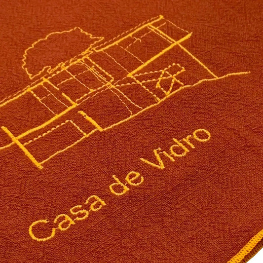 Serviette en lin lavé piment_brodée d'un plan d'architecture