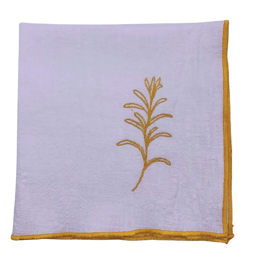 Serviette en lin lavé couleur blanc finition dorée_brodée d'une plante aromatique